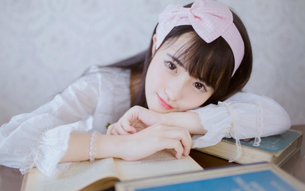 單純干凈的女生，身上才有這三個特點，男人遇到要把握住