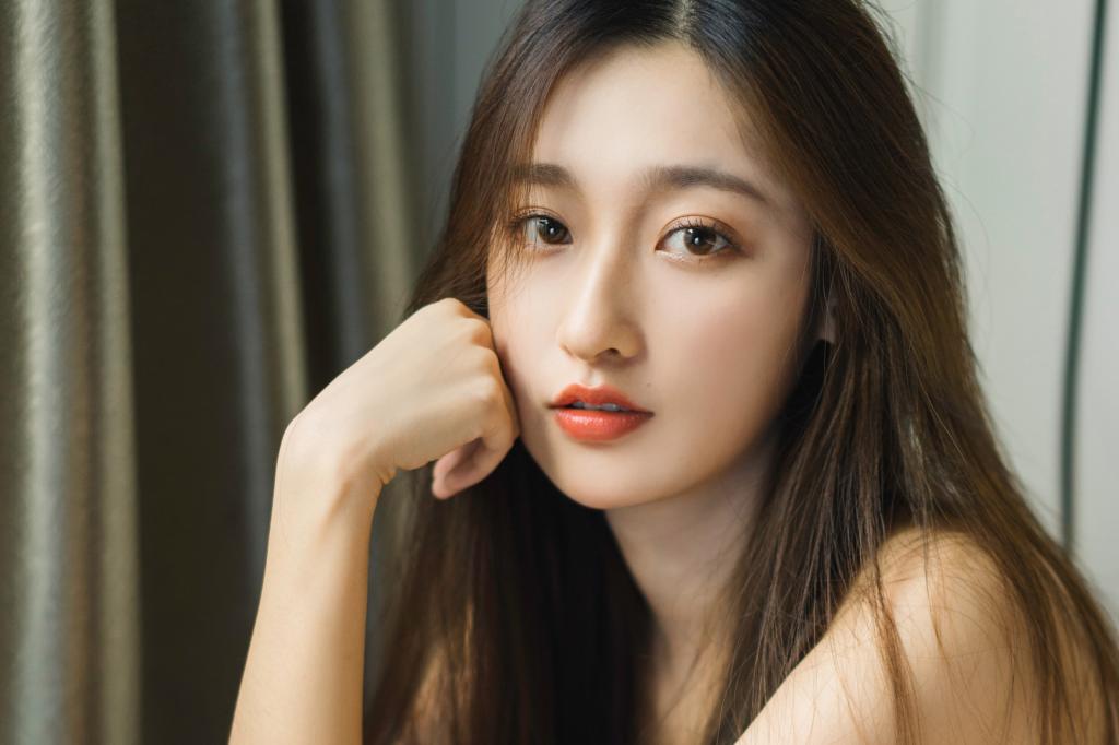 女人經歷的男人多了，才會有這三個特征，男人可要會識別